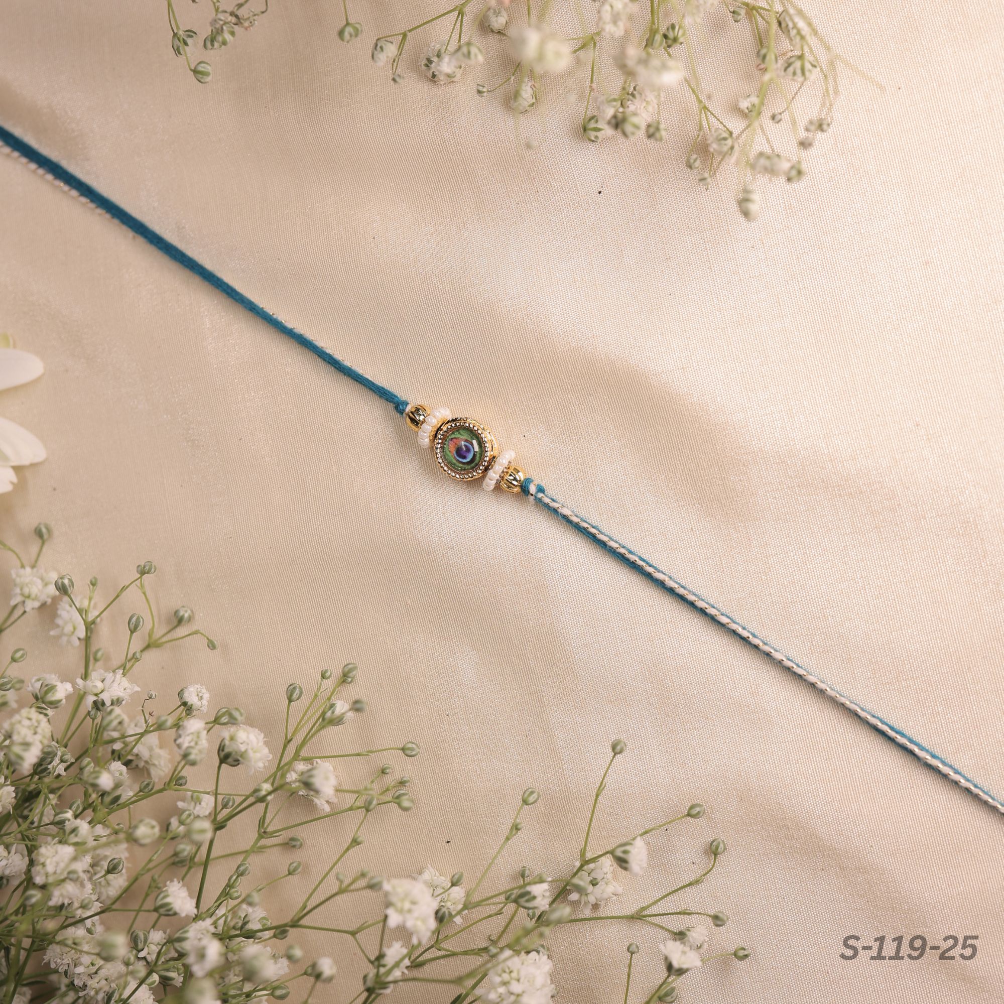 Round Morpankh Rakhi 25 S-119-25 - Image 1